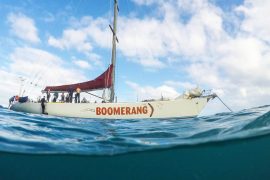 boomerang whitsundays sailing adventure airlie beach backpacker australia