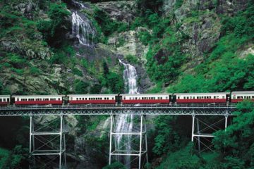 kuranda scenic railway skyrail cairns australia tour transfers