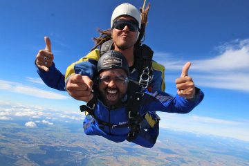 skydive taupo tandem new zealand north island backpacker