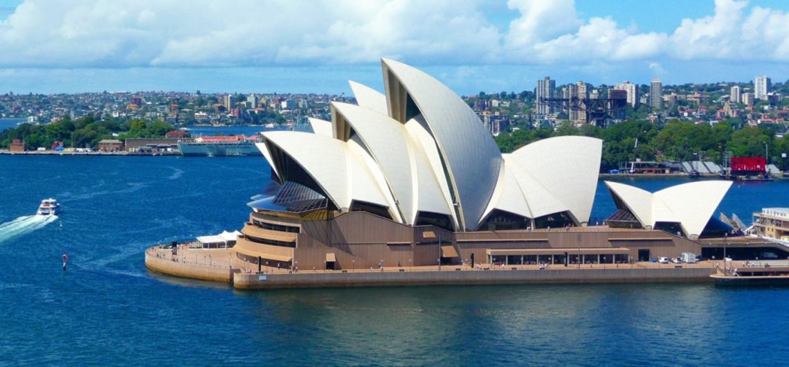 sydney arrival pack package deal australia east coast backpacker