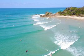 surf and stay byron bay learn to surf camp east coast Australia backpacker